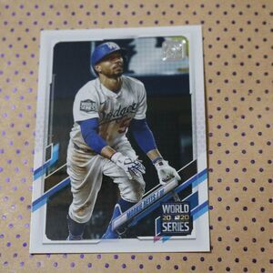 Mookie Betts #15 Baseball Card